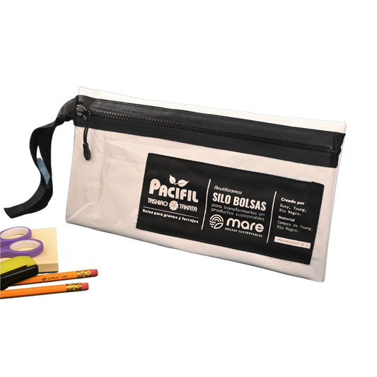 NECESSARIRE / CARTUCHERA a base de material plástico reciclado