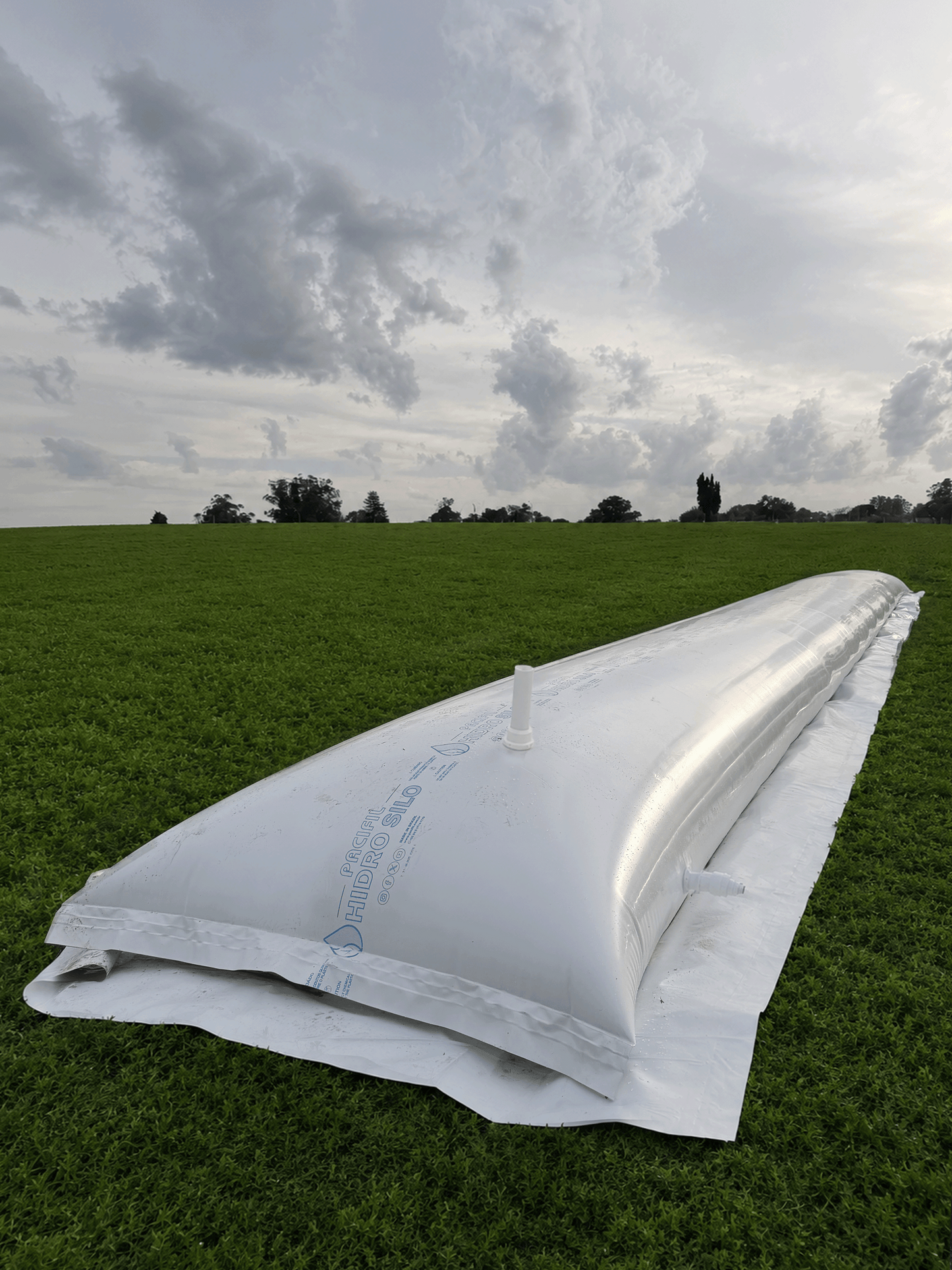 Hidrosilo Pacifil de 20.000 litros instalado en campo